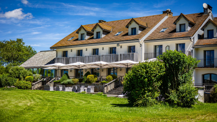 Lou Granva · Hôtel Lac Jura · Site Officiel