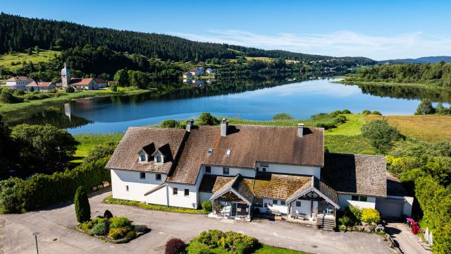 Hôtel Piscine Jura · Photos · Lou Granva